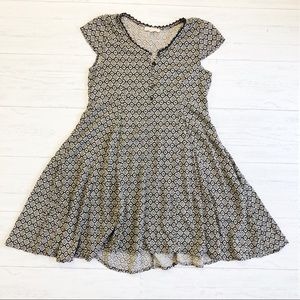 Anthropologie- Hem & Thread Summer Dress